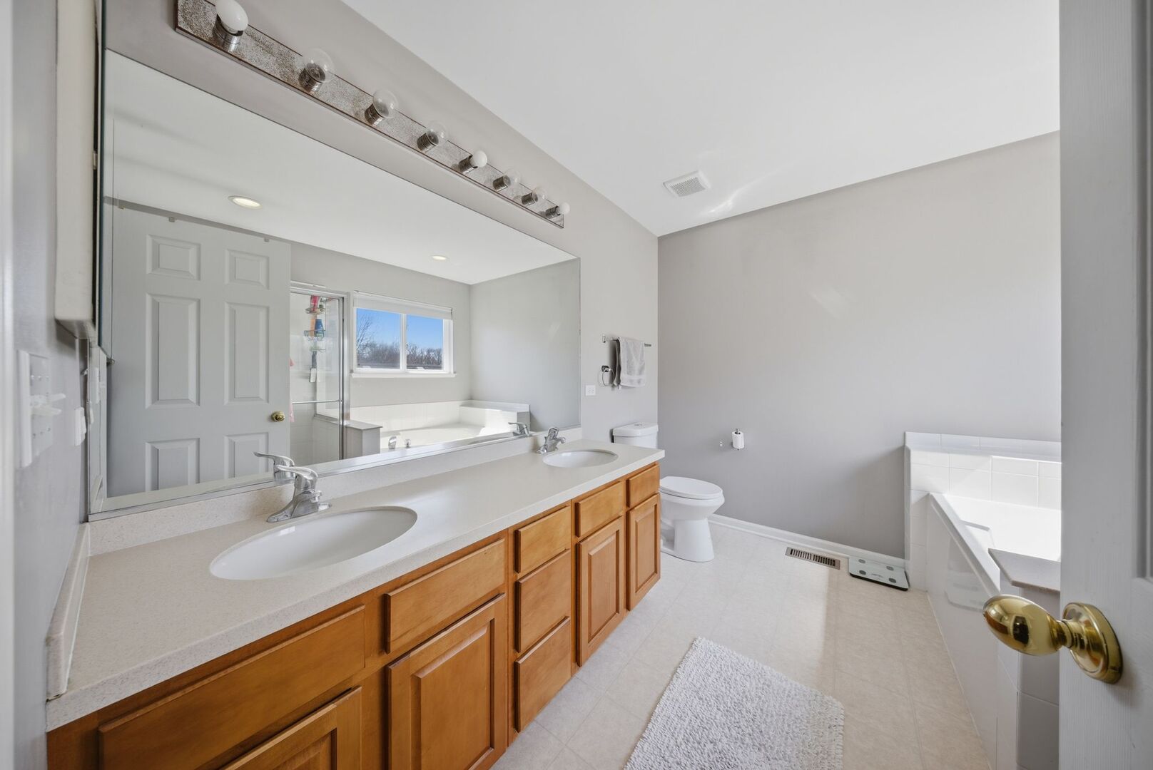 2547 Prairie Crossing Drive
