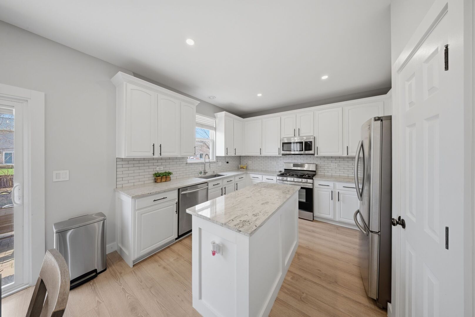2547 Prairie Crossing Drive