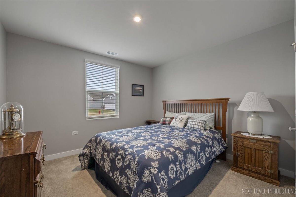 2707 Nickerson Court