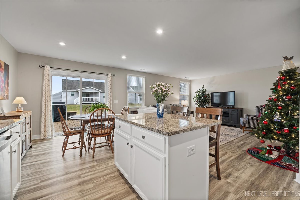 2707 Nickerson Court