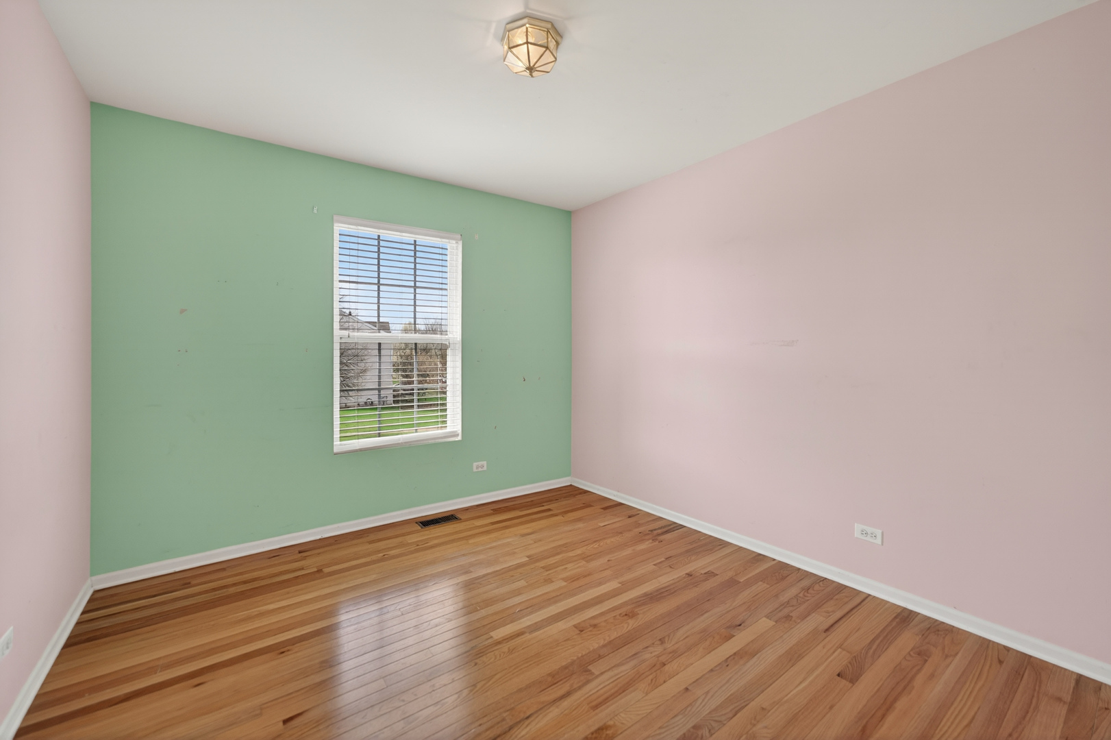 1480 Farmstead Lane