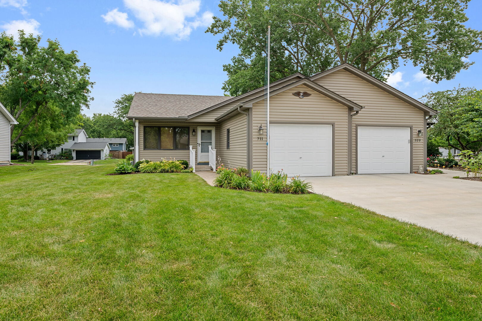 711 Harmony Court