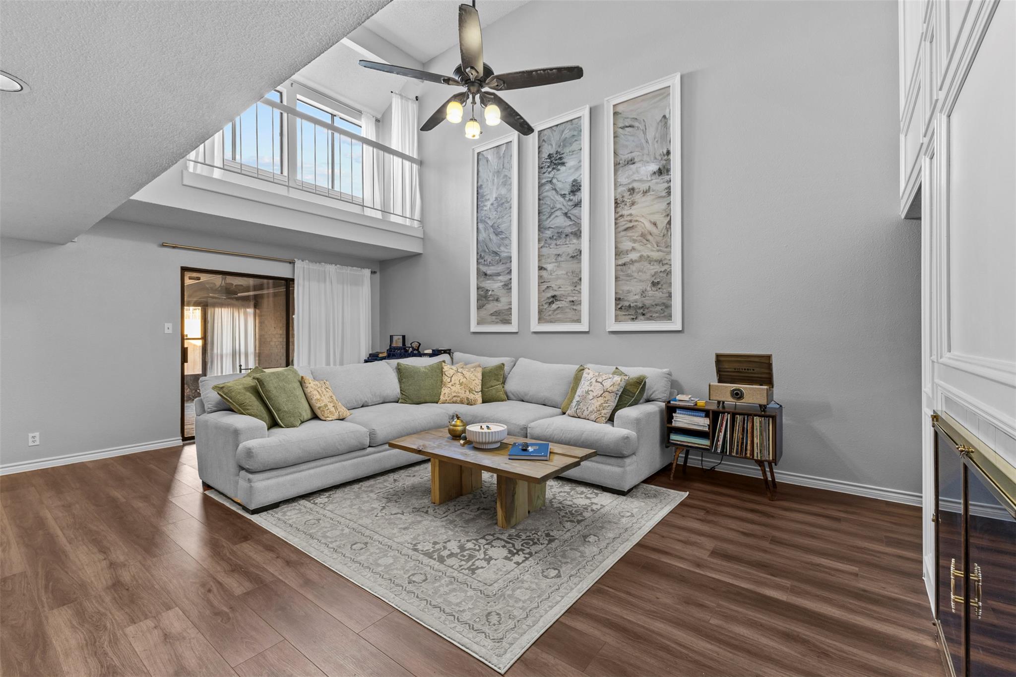 10916 B Crown Colony DR # 3, Austin Unit: 3