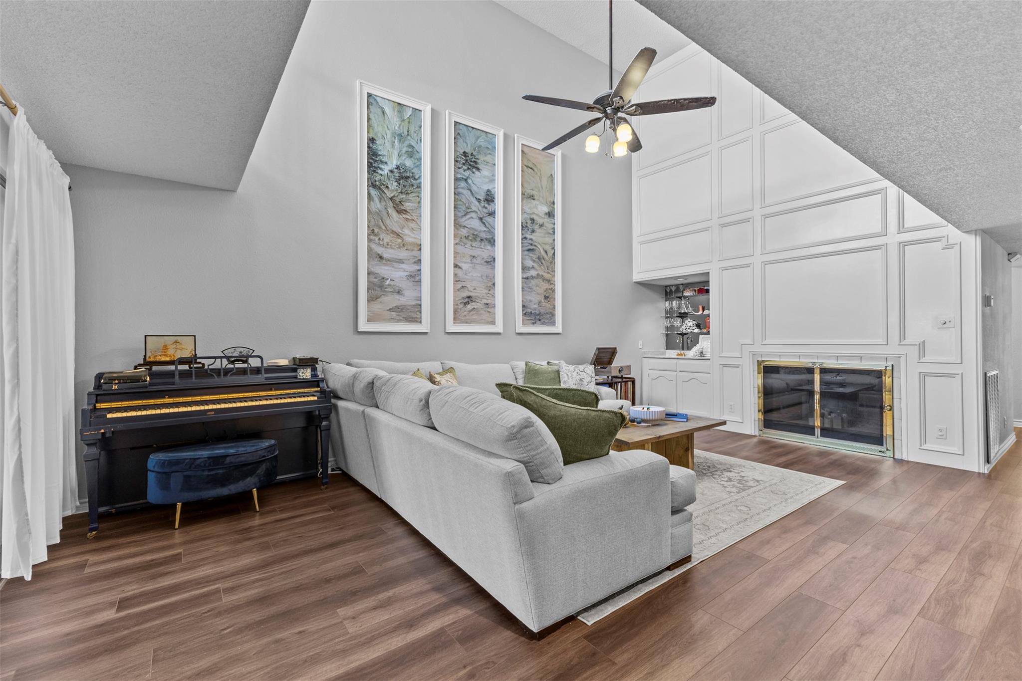 10916 B Crown Colony DR # 3, Austin Unit: 3