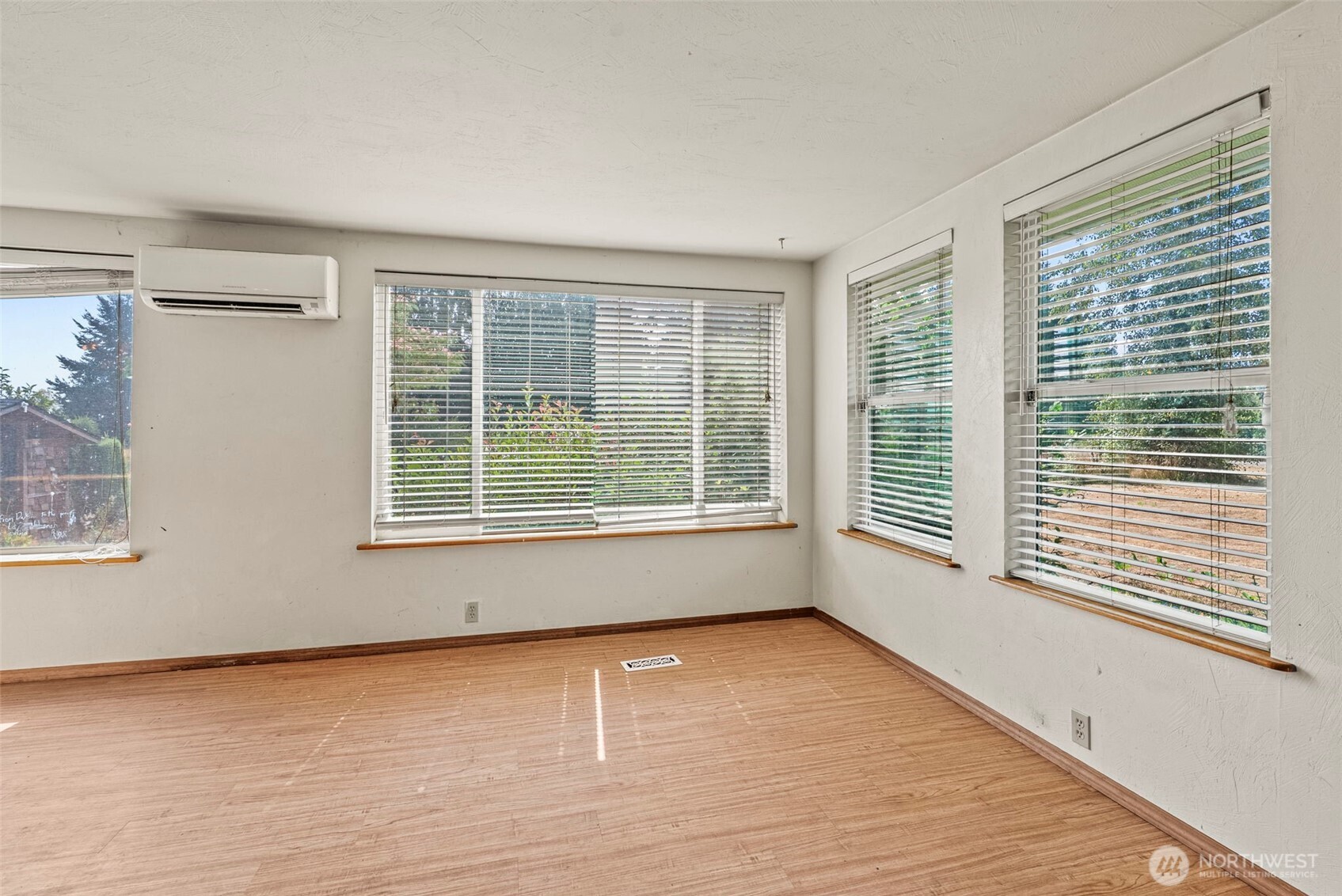 135 Westside Highway