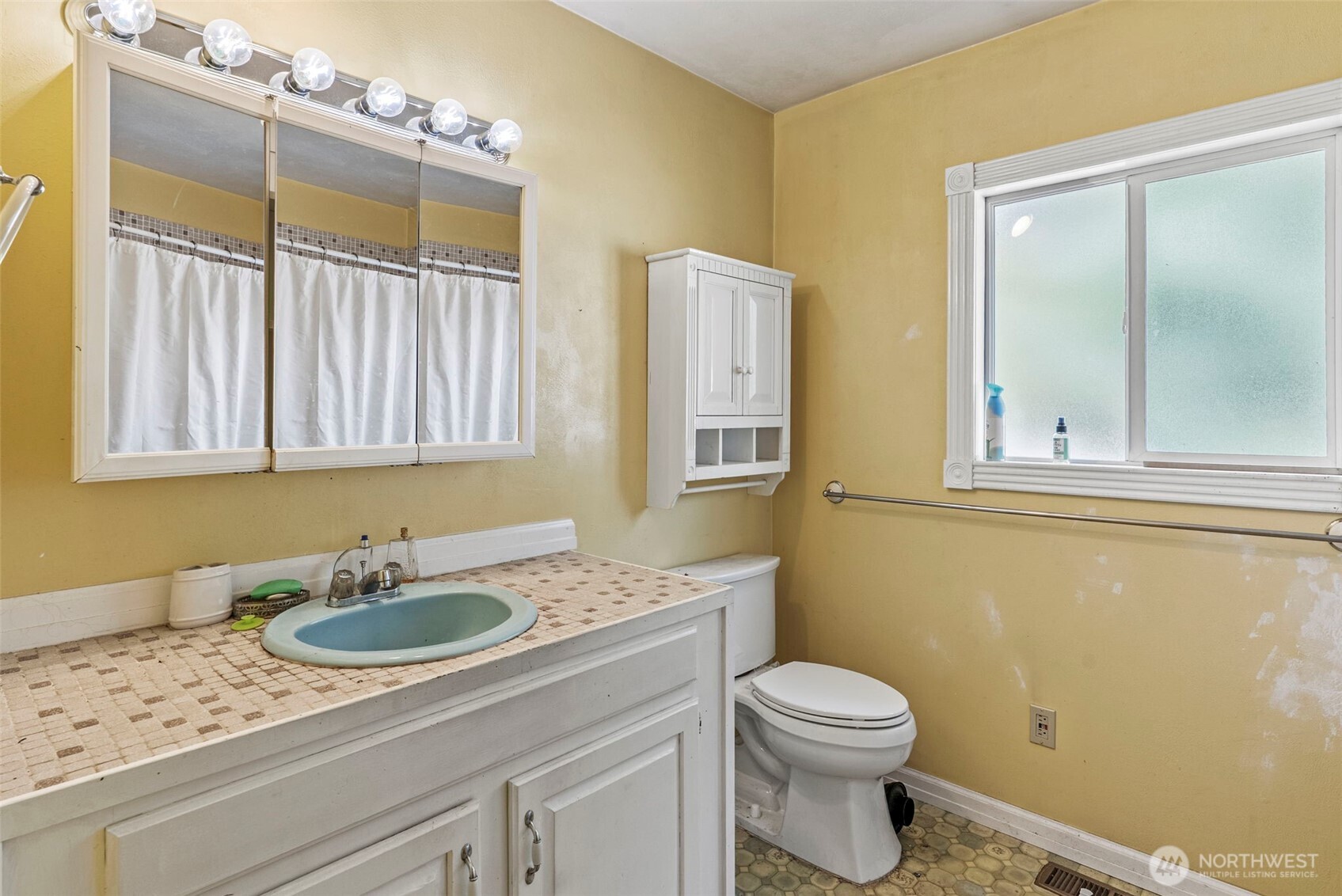 135 Westside Highway