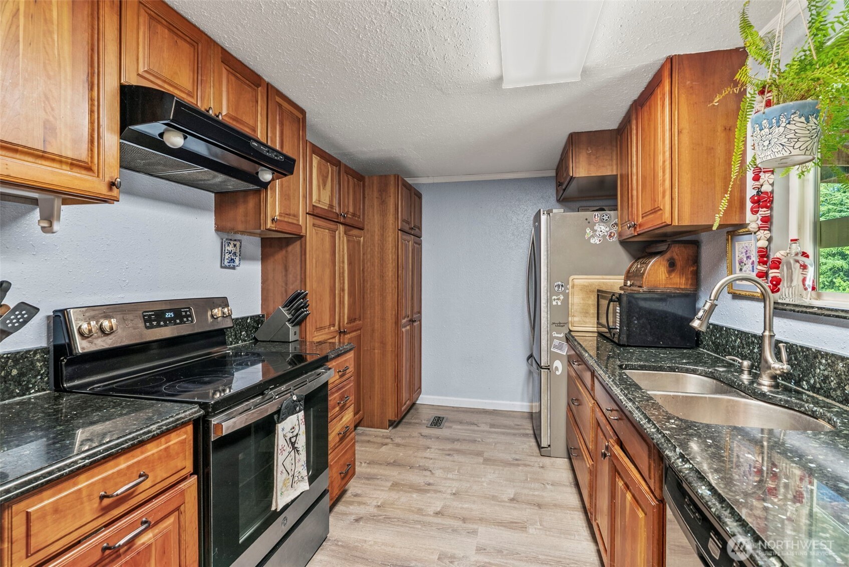 122 Rollingwood Drive