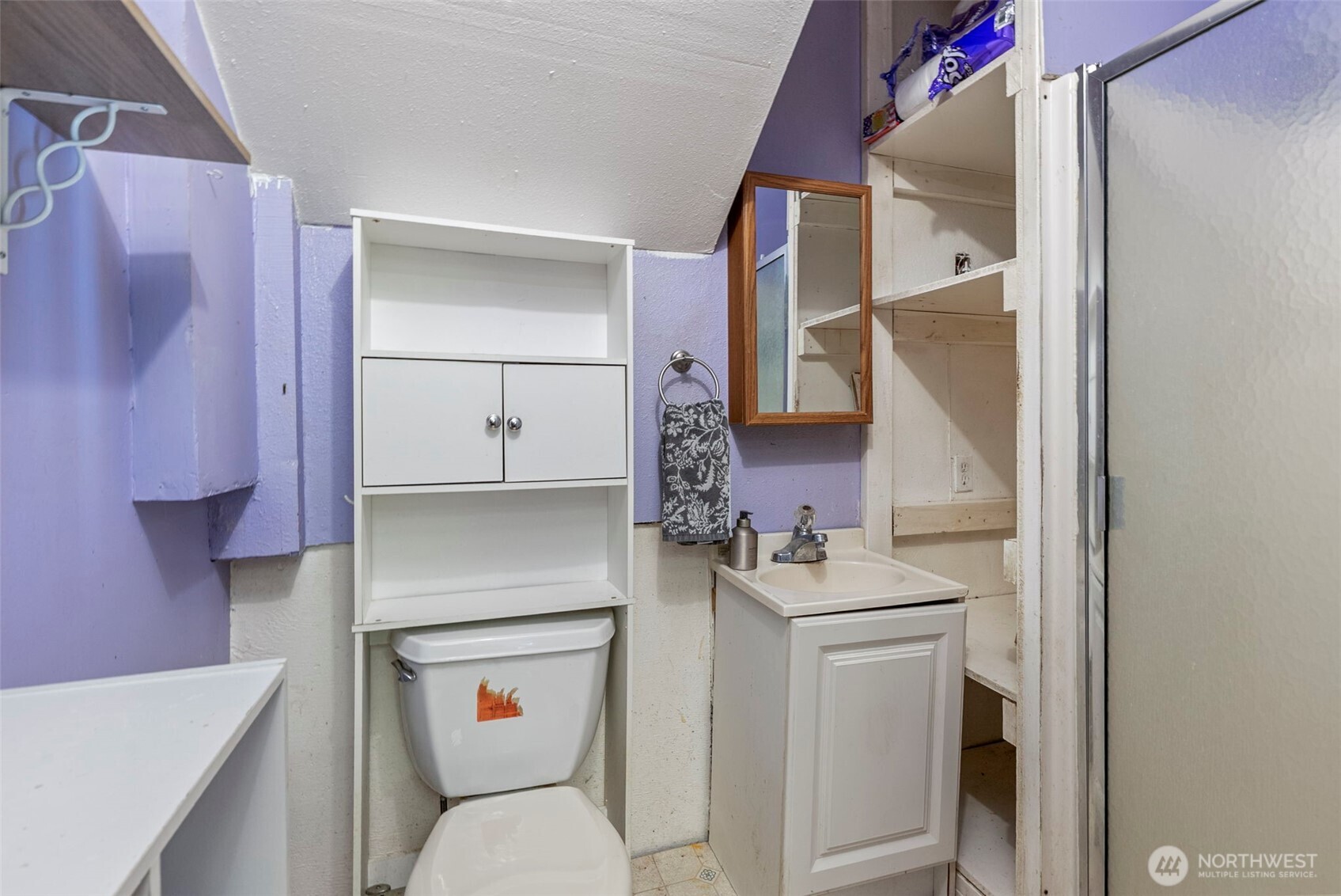 122 Rollingwood Drive