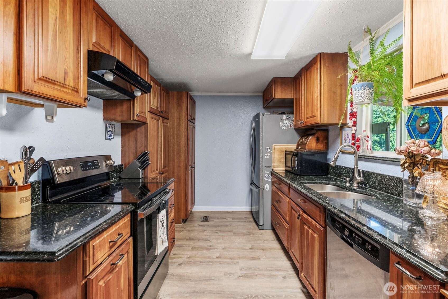 122 Rollingwood Drive