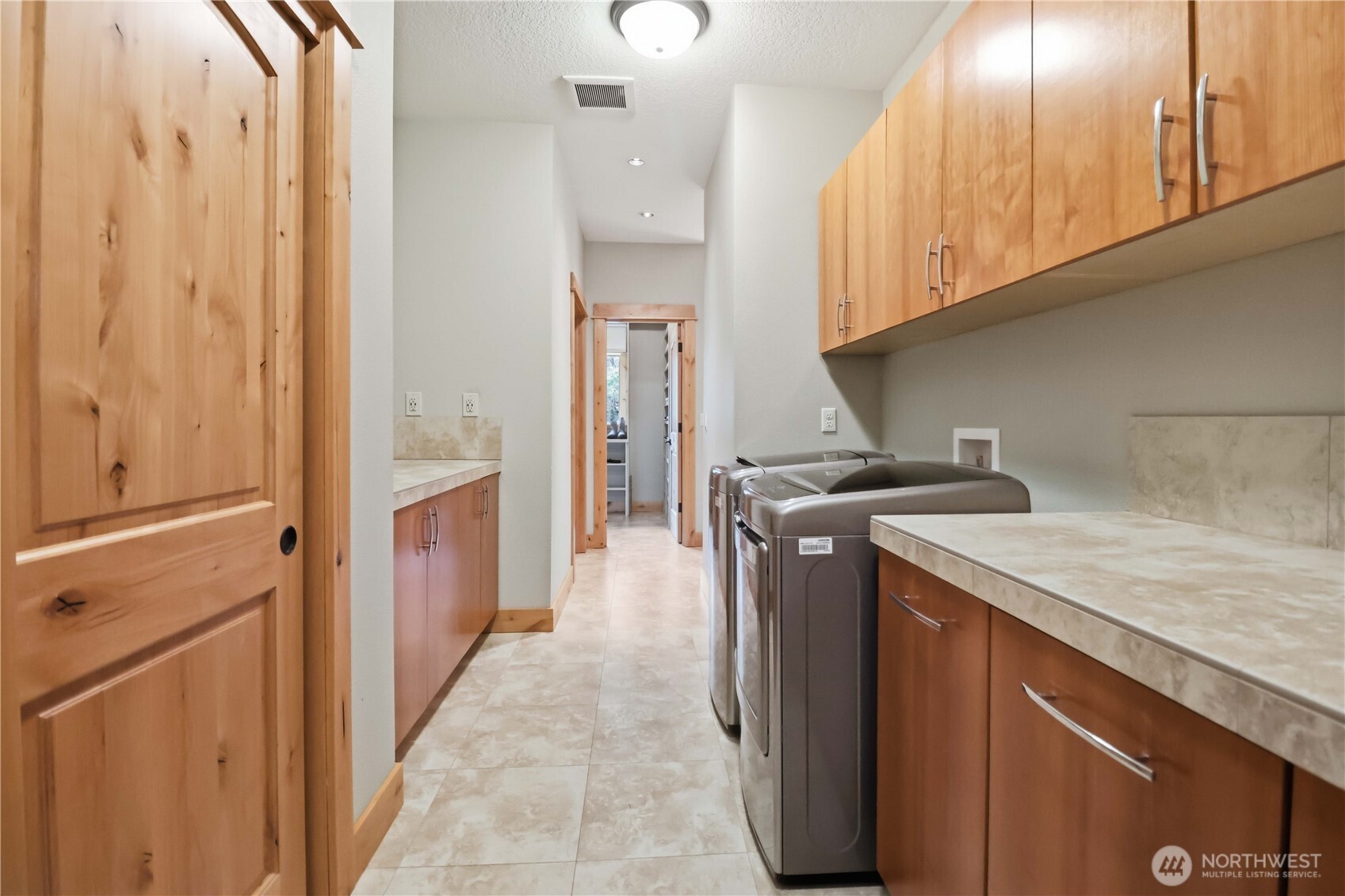 125 Royal Coachman Lane
