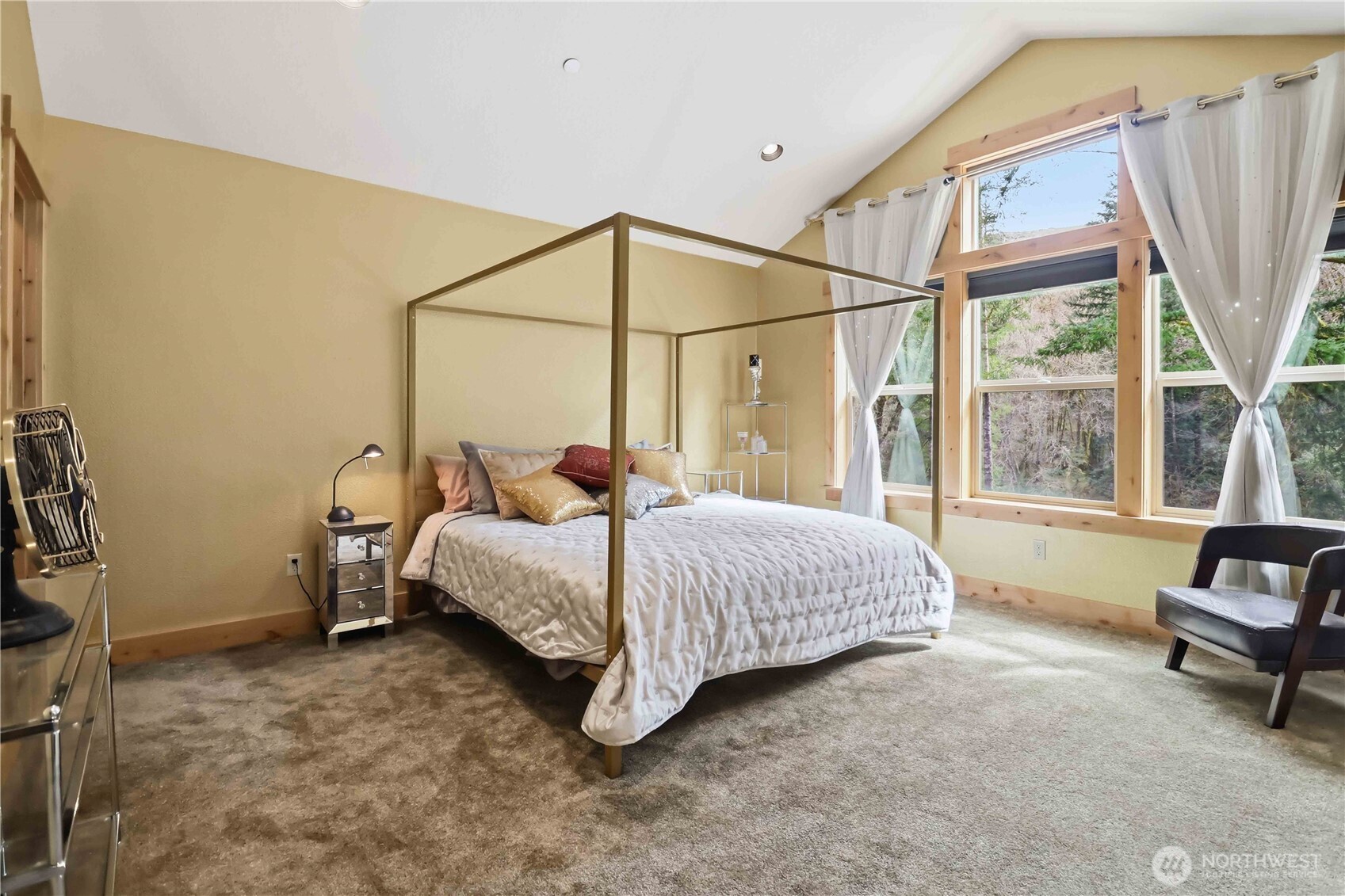 125 Royal Coachman Lane