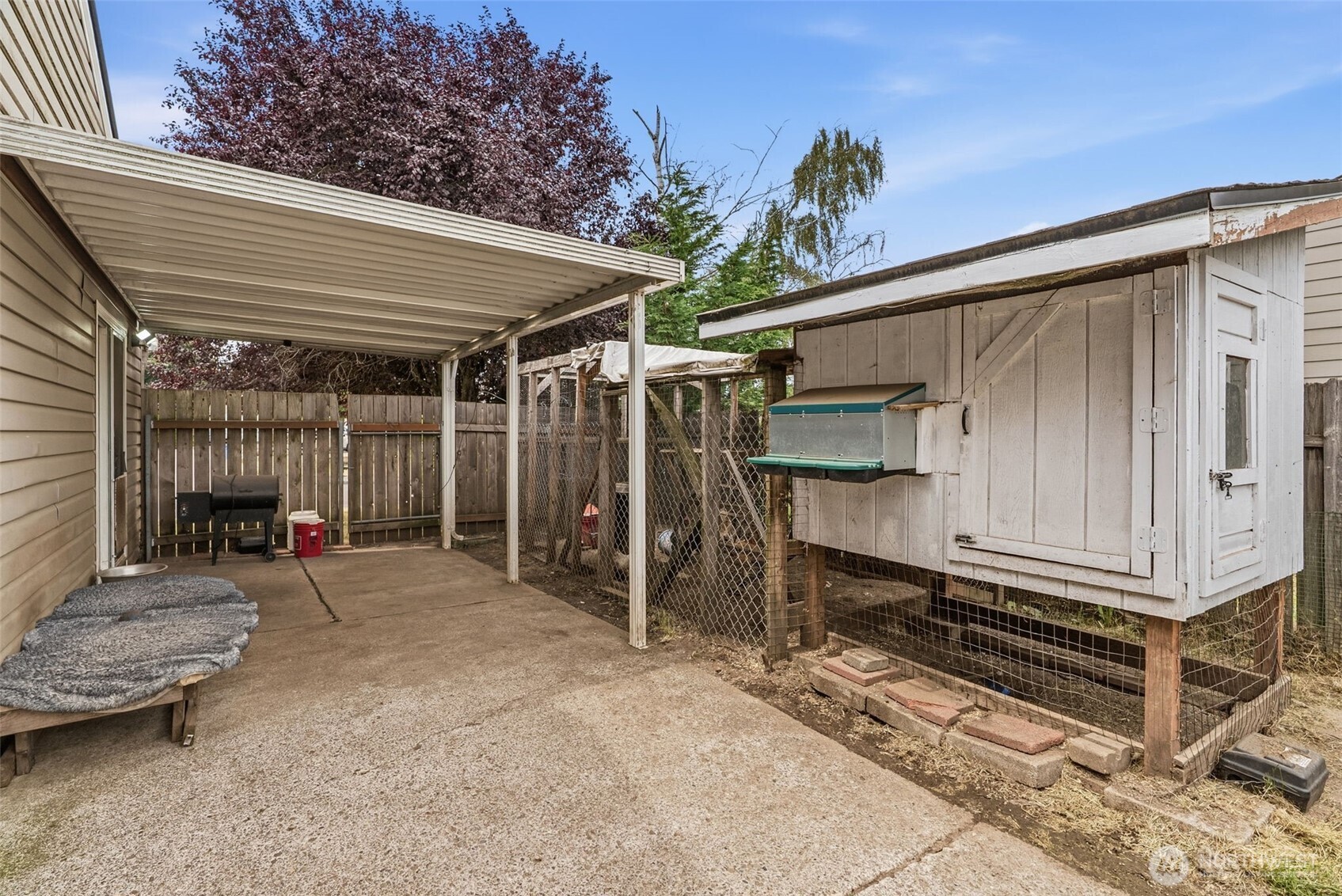 7001 NE 101st Court