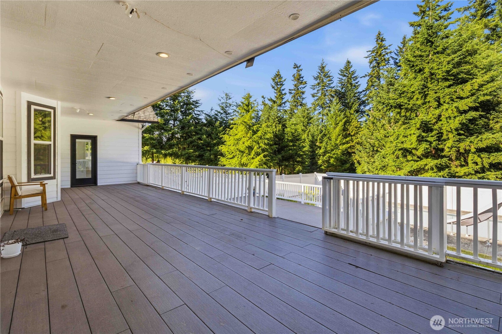 128 Flagstone Drive