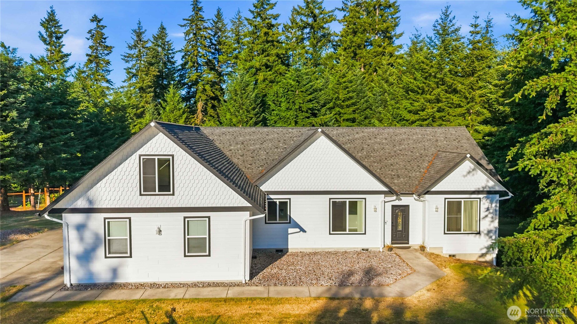 128 Flagstone Drive
