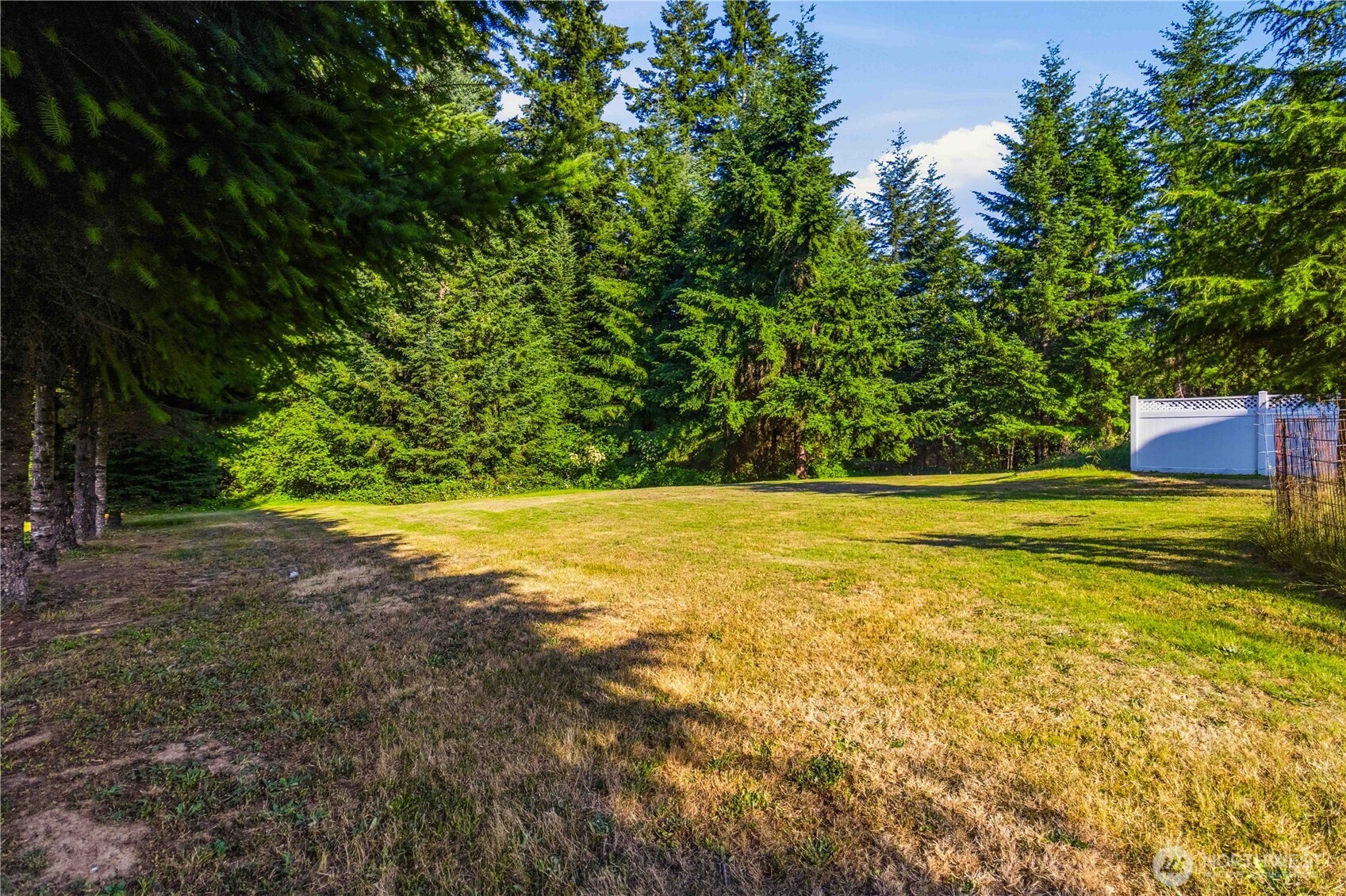 128 Flagstone Drive