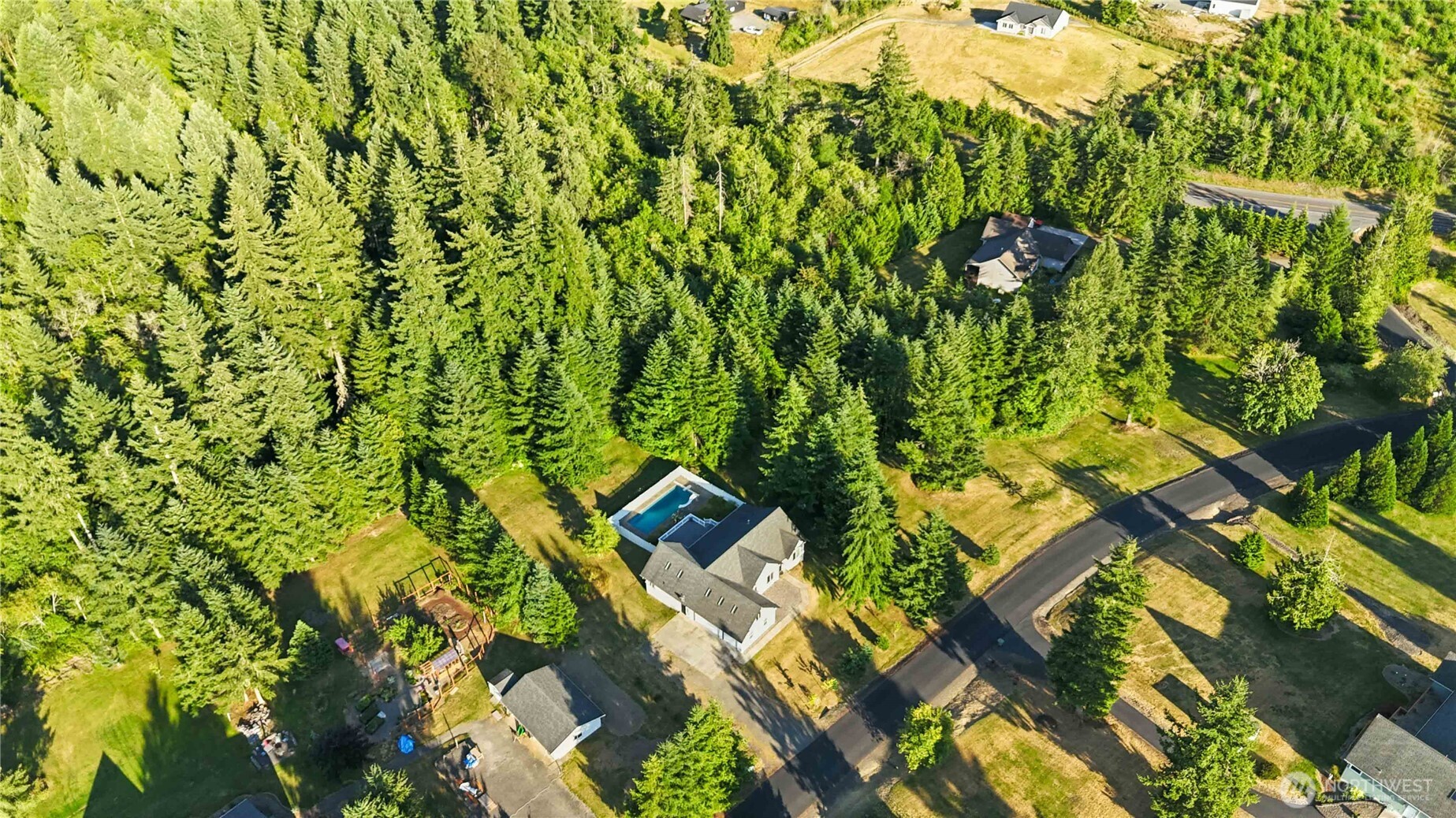 128 Flagstone Drive