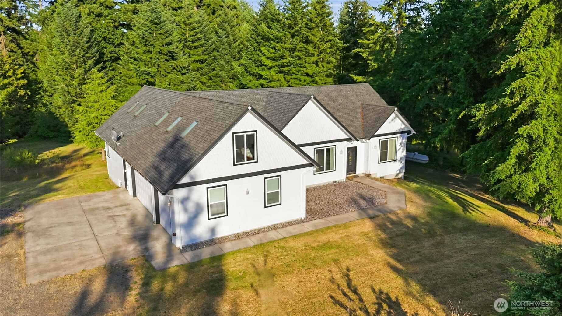 128 Flagstone Drive