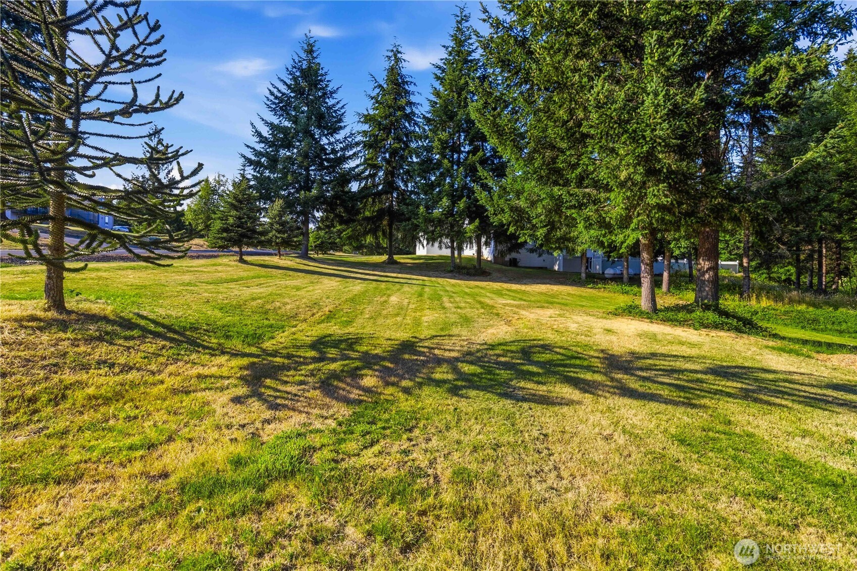 128 Flagstone Drive
