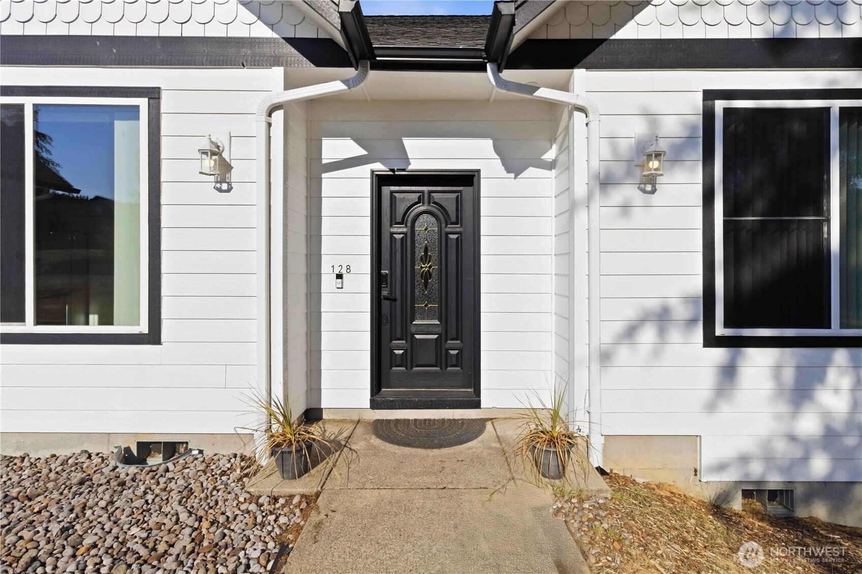 128 Flagstone Drive