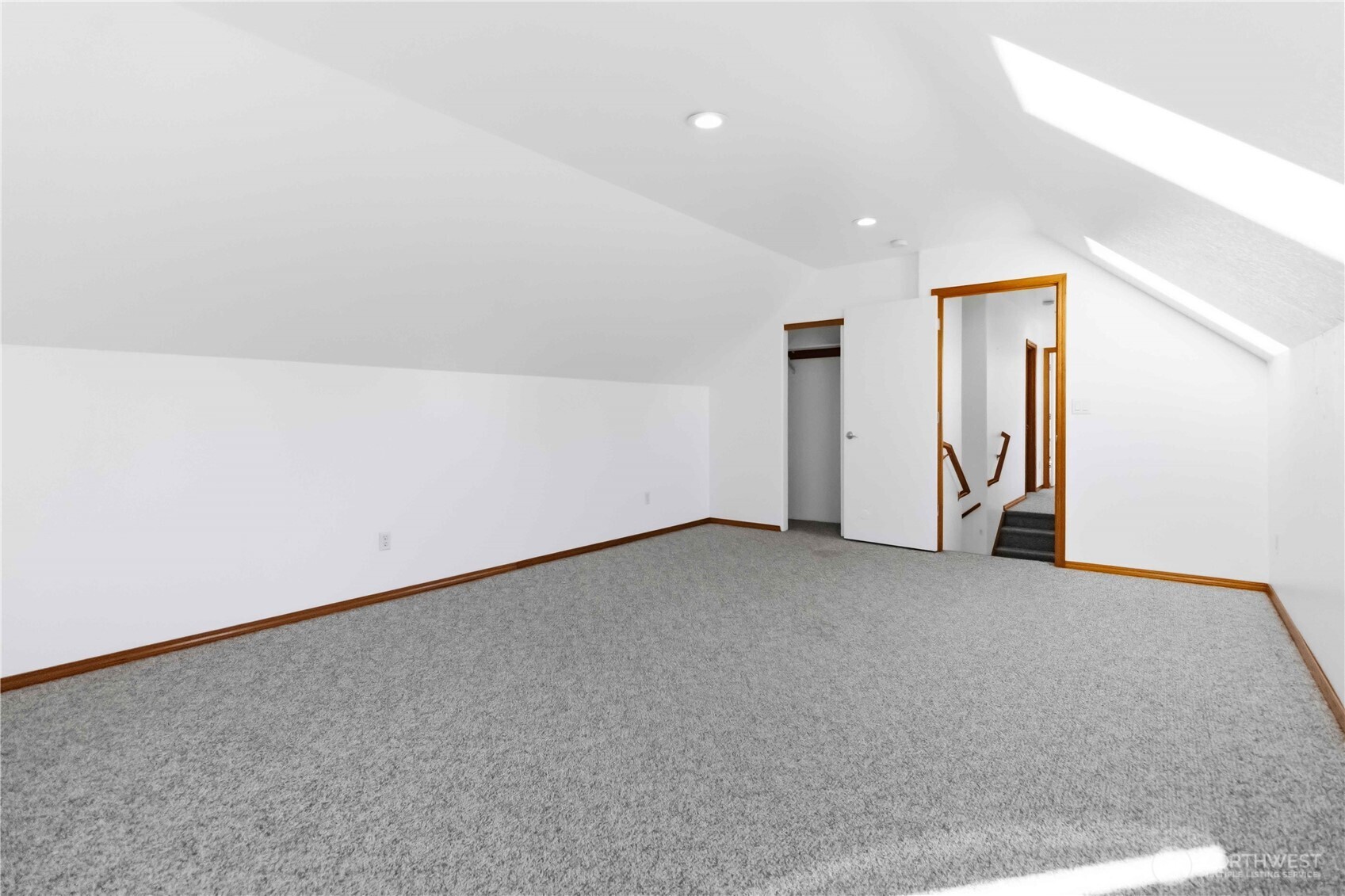 128 Flagstone Drive