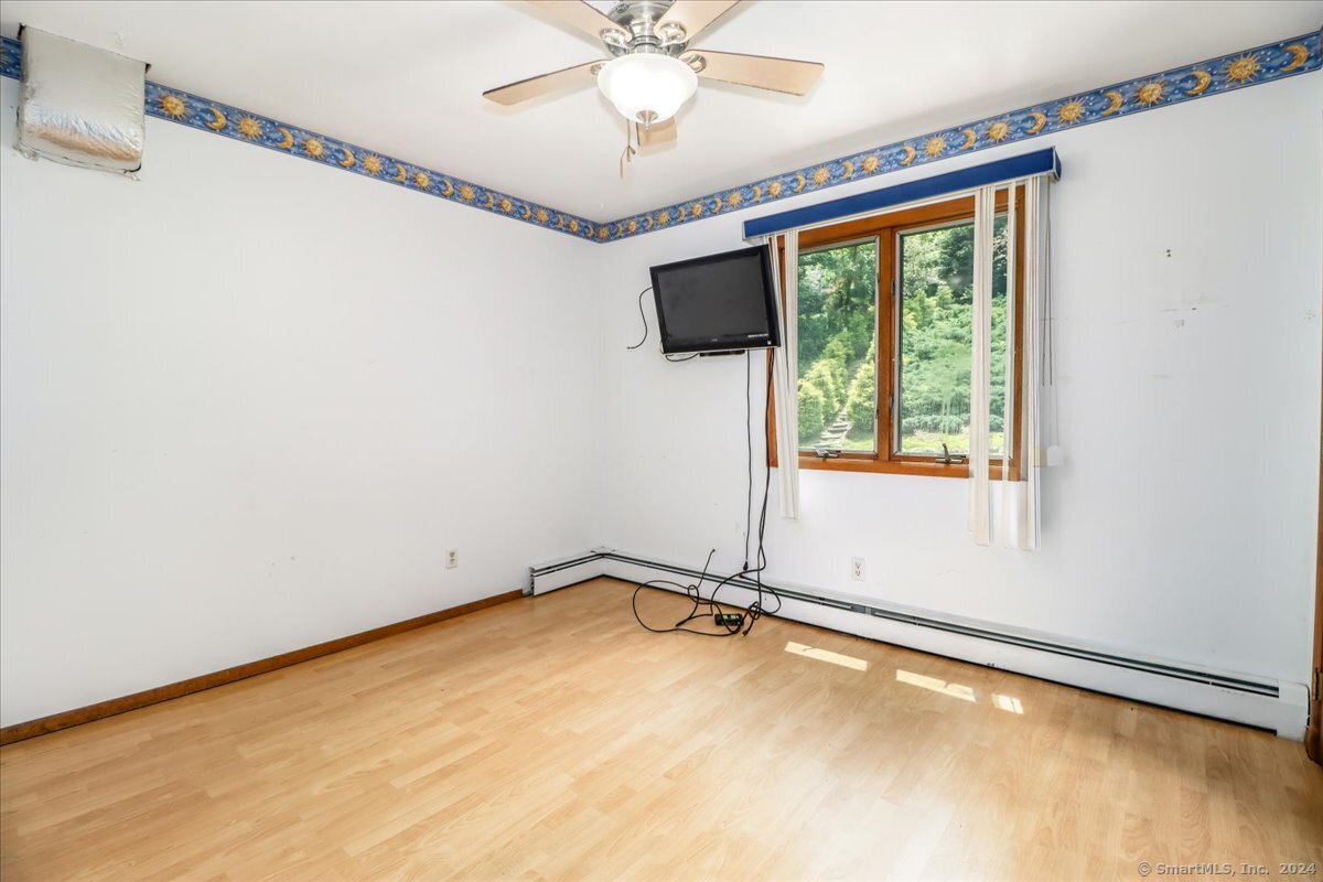 23 Eastview Drive