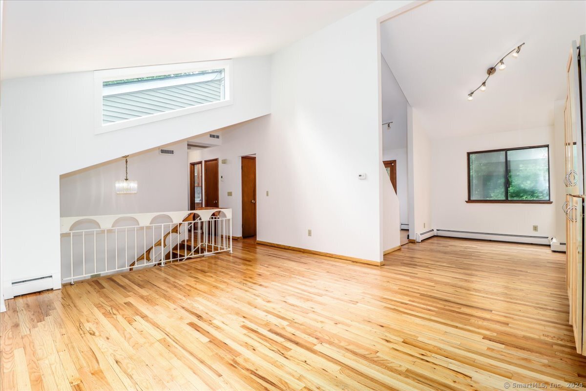 23 Eastview Drive