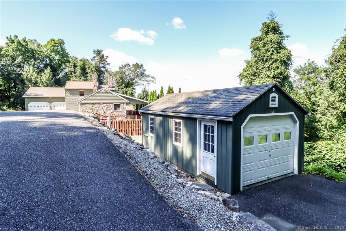 14 Candlewood Lake Road North