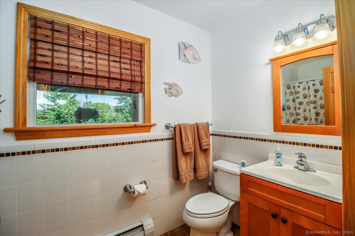 14 Candlewood Lake Road North