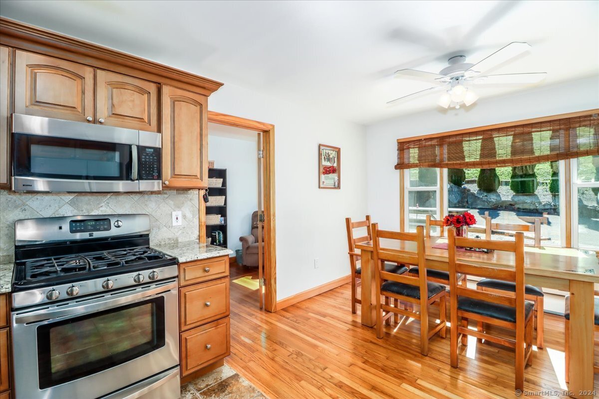 14 Candlewood Lake Road North