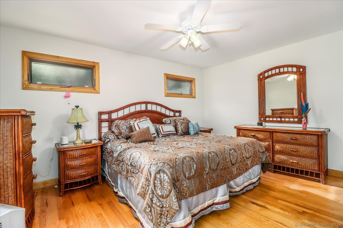 14 Candlewood Lake Road North