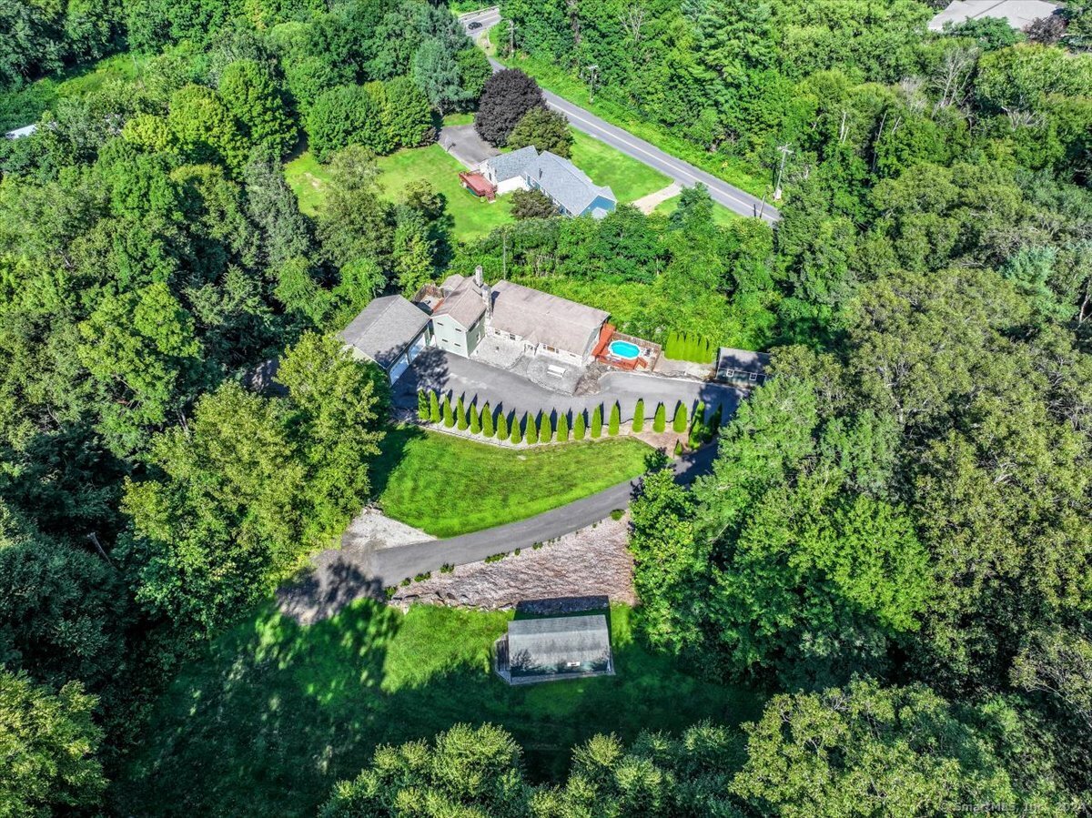 14 Candlewood Lake Road North
