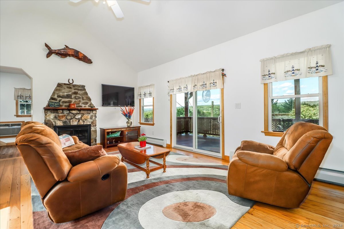14 Candlewood Lake Road North