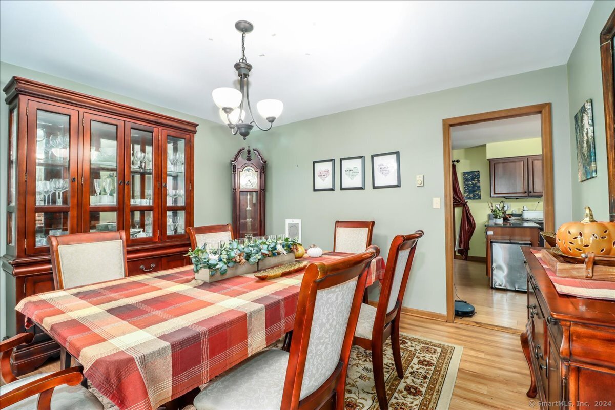 25 Cambridge Circle