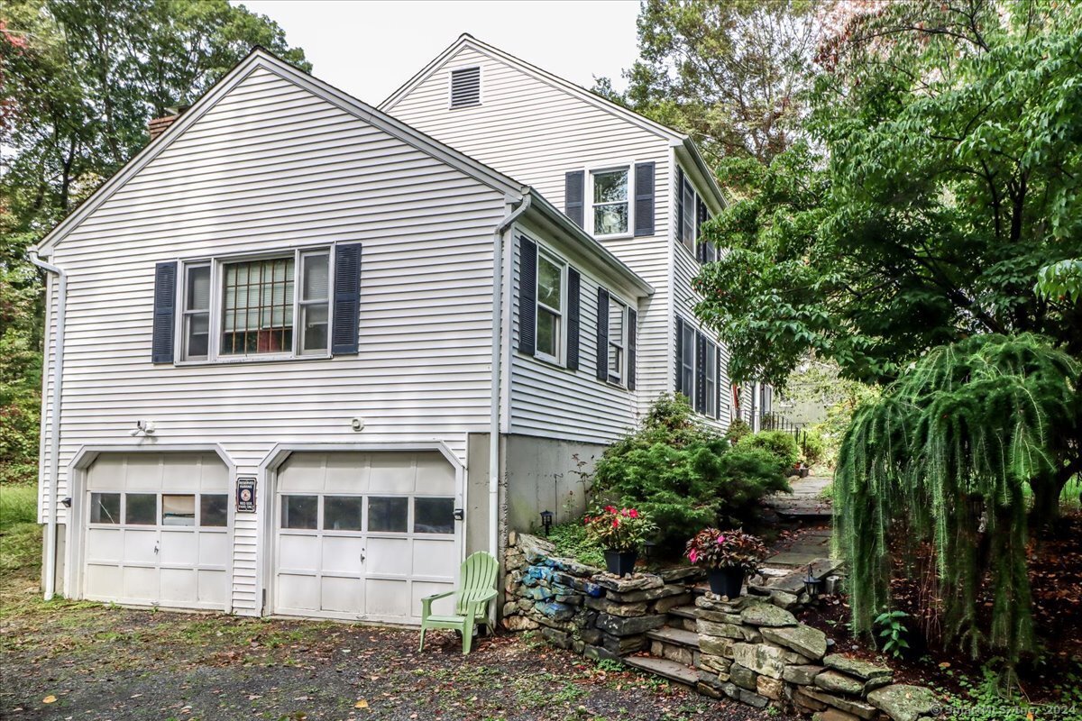 25 Cambridge Circle