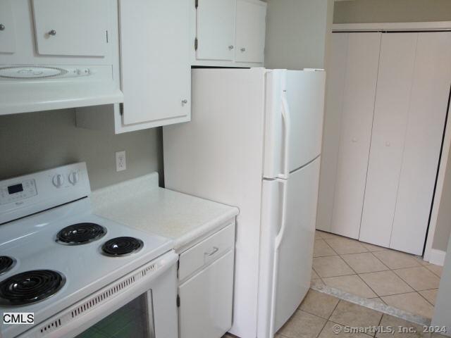 126 Triangle Street APT B25