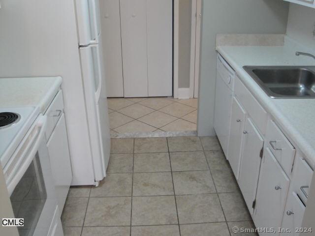 126 Triangle Street APT B25