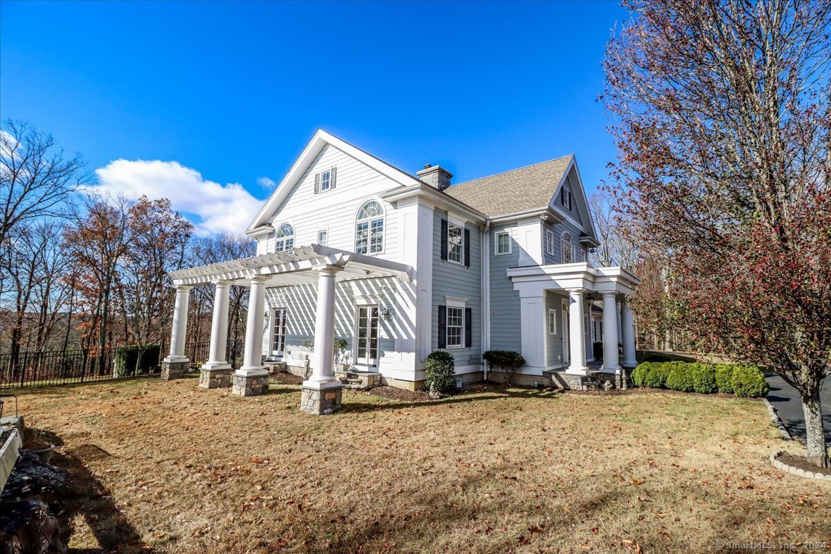 51 Middle River Road