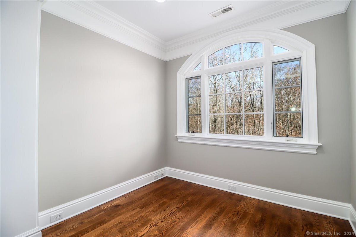 51 Middle River Road