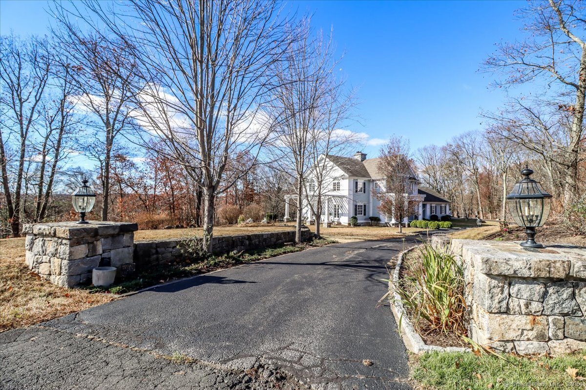 51 Middle River Road