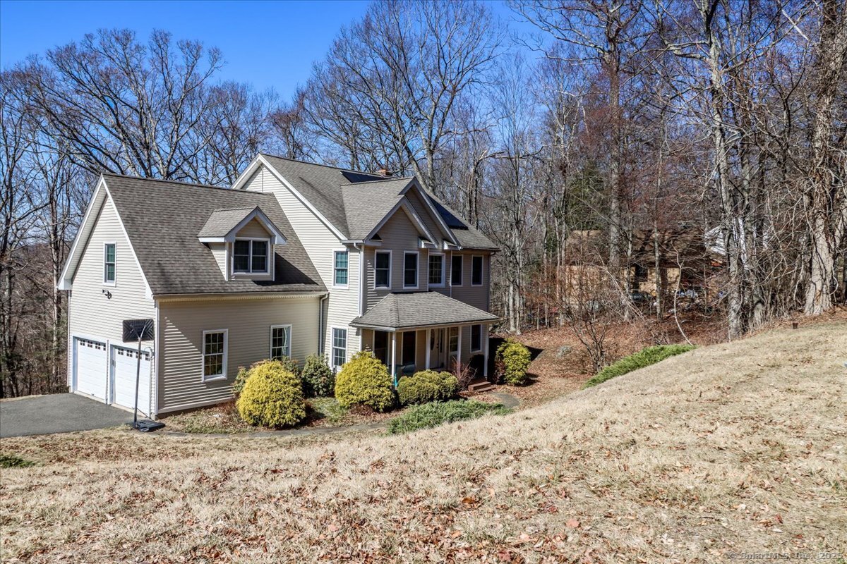 15 Stephanie Drive