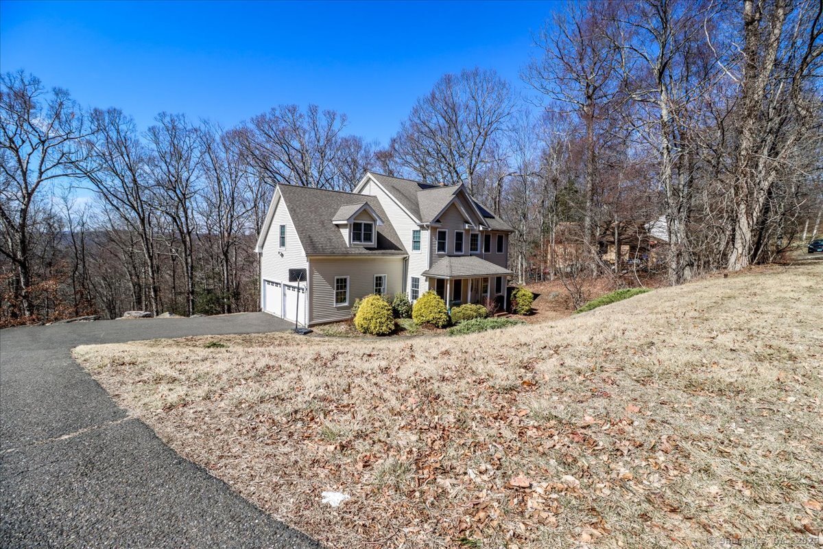 15 Stephanie Drive