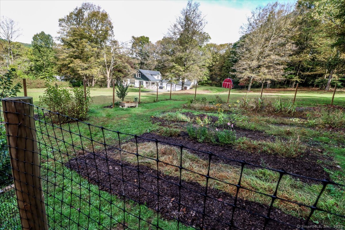 238 Litchfield Road