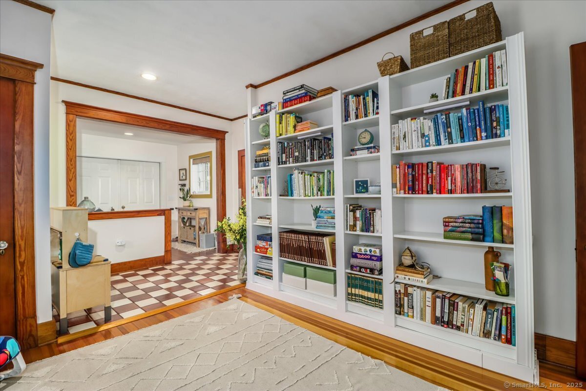 238 Litchfield Road