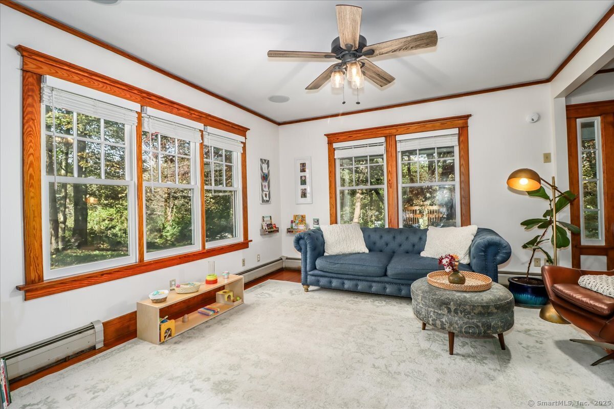 238 Litchfield Road