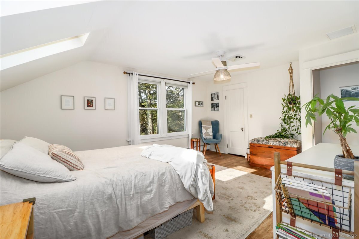 238 Litchfield Road