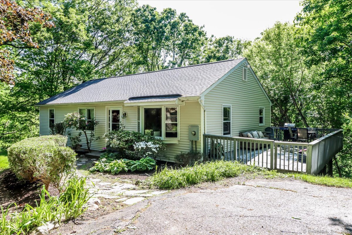 31 Second Hill Road