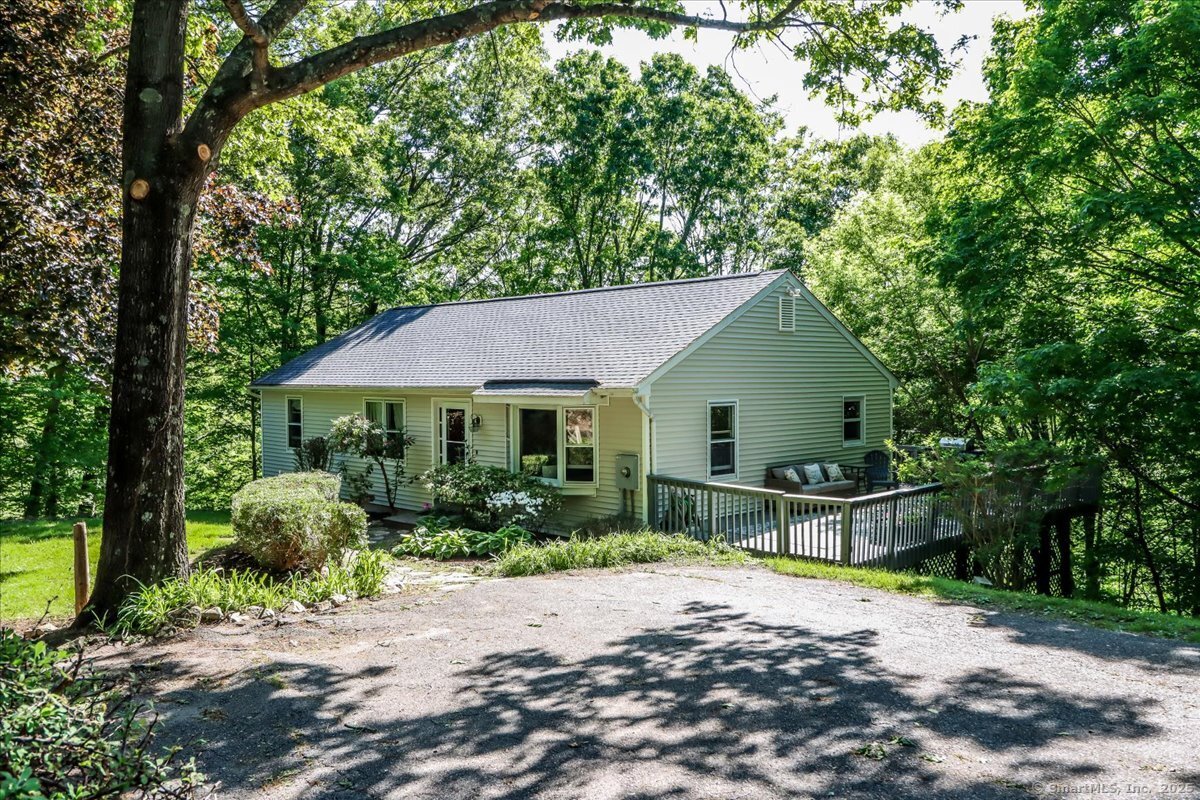31 Second Hill Road