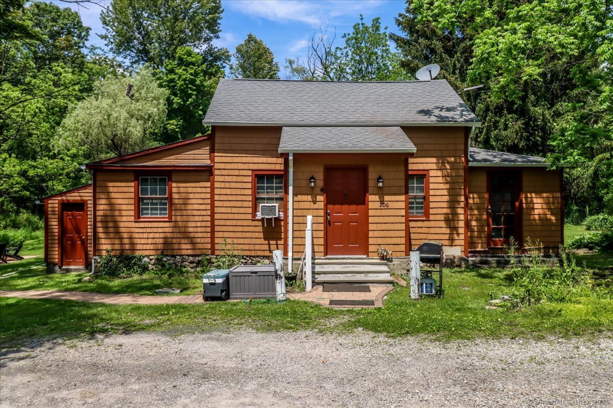 206 Litchfield Turnpike
