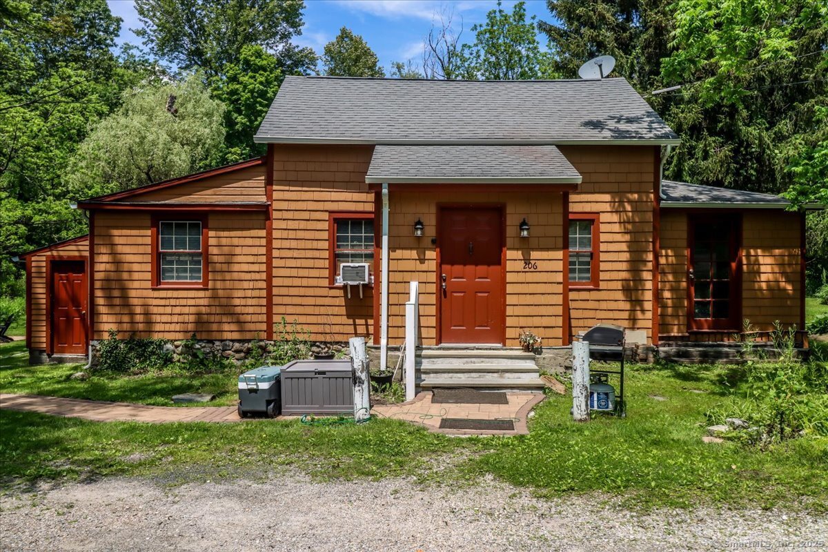 206 Litchfield Turnpike