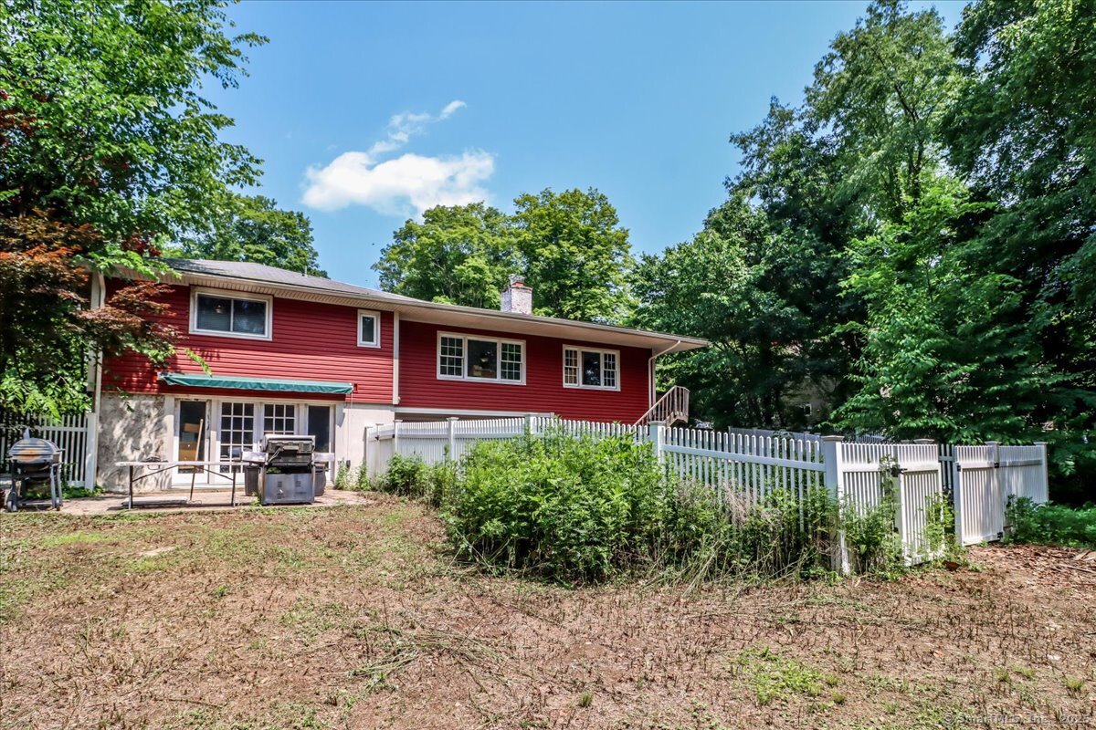 12 Lakewood Terrace